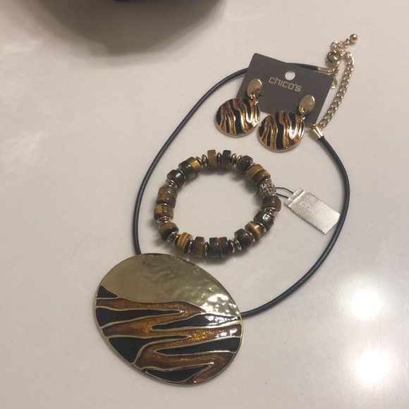 Chico’s Tiger pendant necklace/matching earrings & NWT Tigers eye bracelet set - Picture 2 of 8
